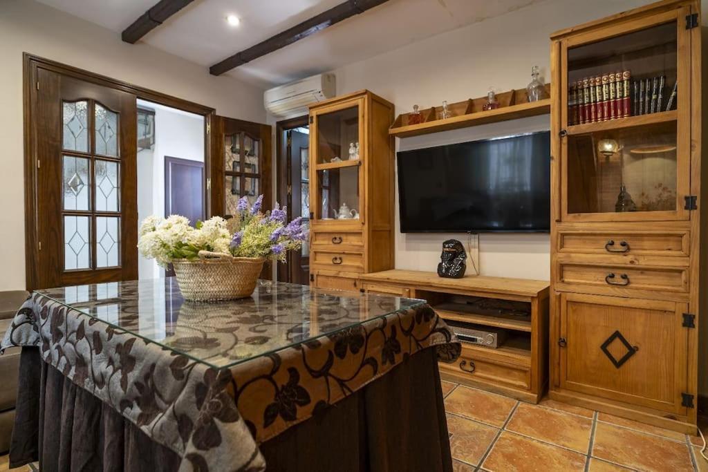 Casa Con Patio Y Terraza En Barrio Historico De La Villa, Junto Al Adarve Приего-де-Кордова Экстерьер фото